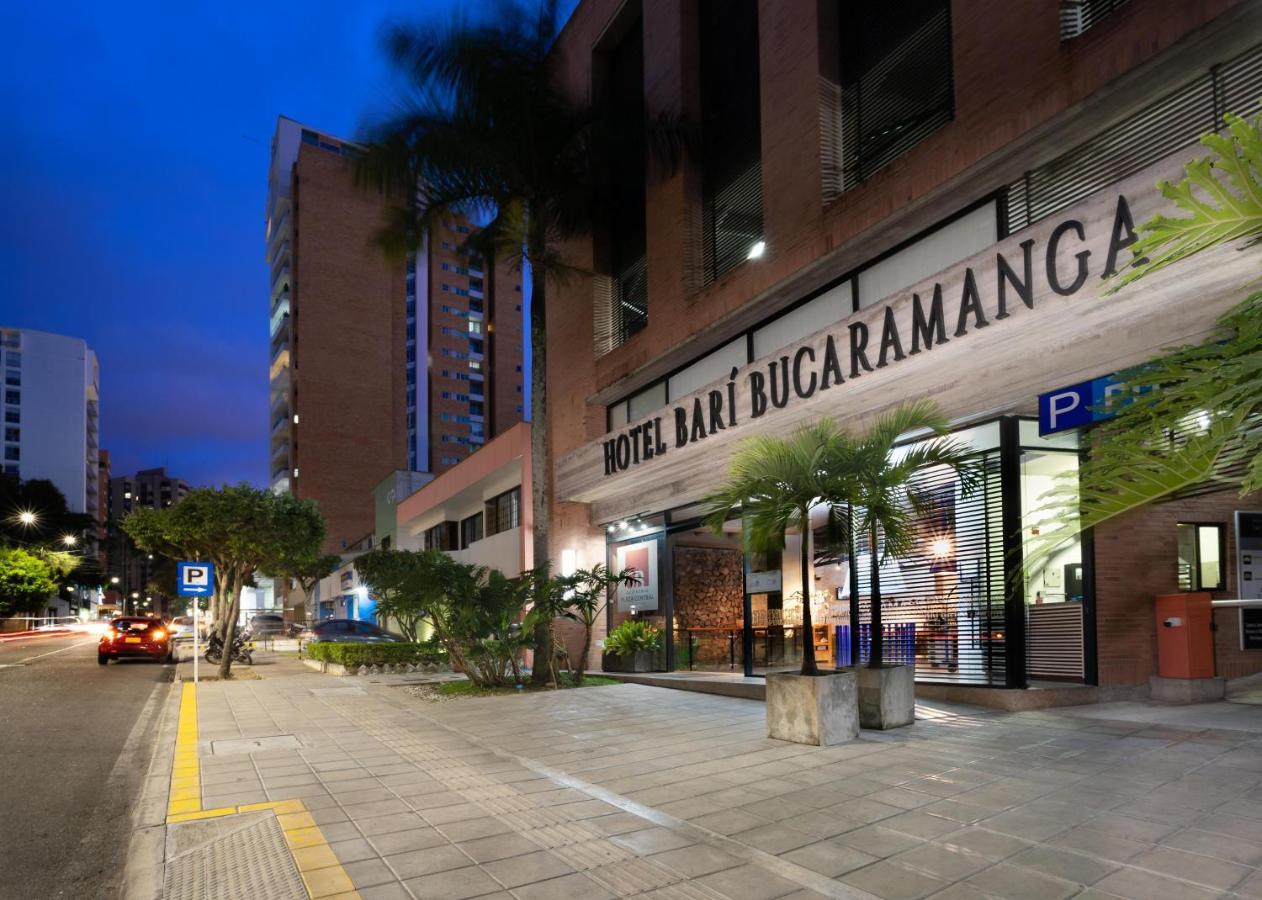 Hotel Bari בוקארמנגה מראה חיצוני תמונה