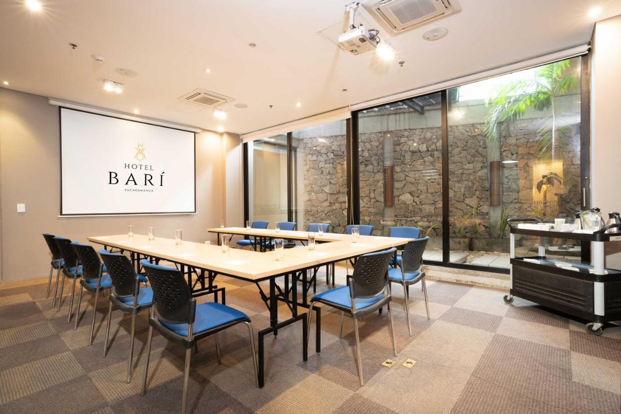 Hotel Bari בוקארמנגה מראה חיצוני תמונה