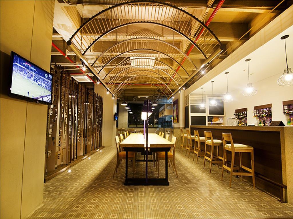 Hotel Bari בוקארמנגה מראה חיצוני תמונה