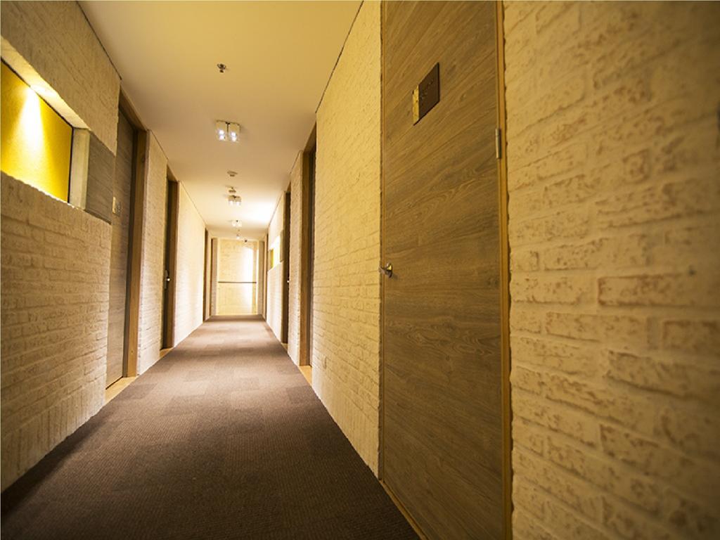 Hotel Bari בוקארמנגה מראה חיצוני תמונה